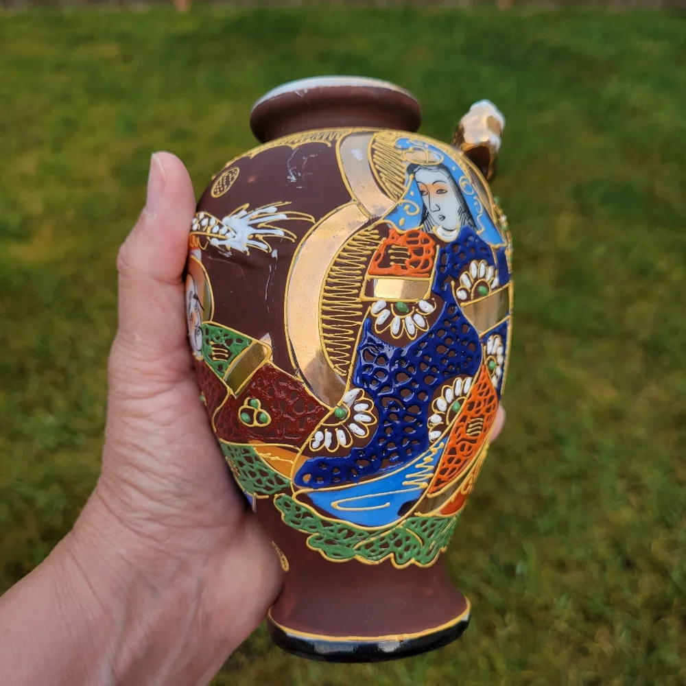 Vintage Japan Moriage Style Dragonware Vase ~ Unique & Pretty